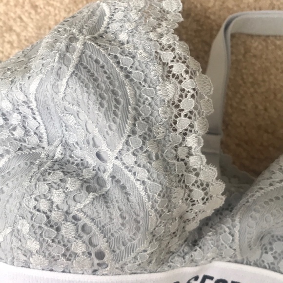 NEW Victoria’s Secret Bra - Picture 4 of 4